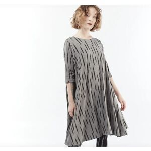 Matthildur Kara Dress - Black with Print Size M/L